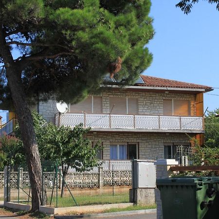 Apartments With A Parking Space Umag - 7066 Zewnętrze zdjęcie