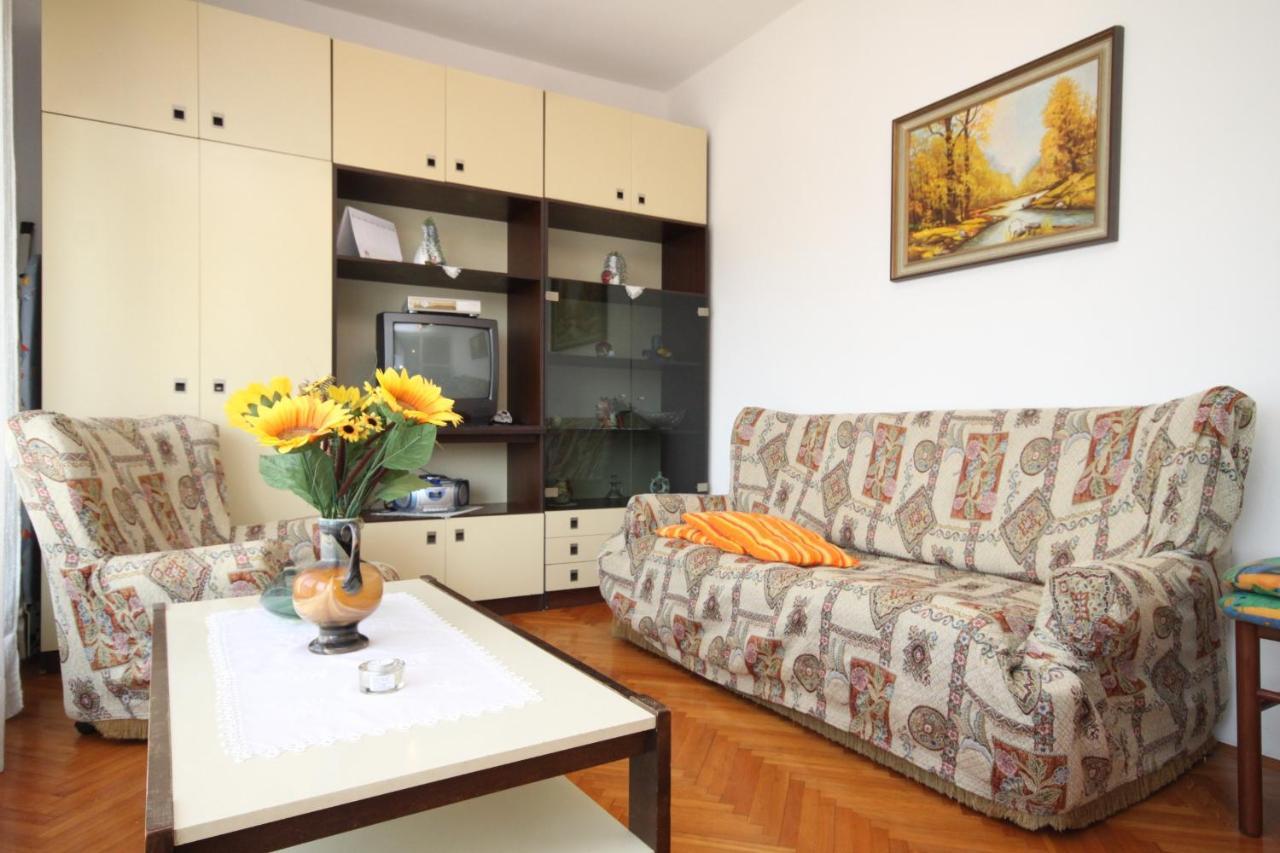 Apartments With A Parking Space Umag - 7066 Zewnętrze zdjęcie
