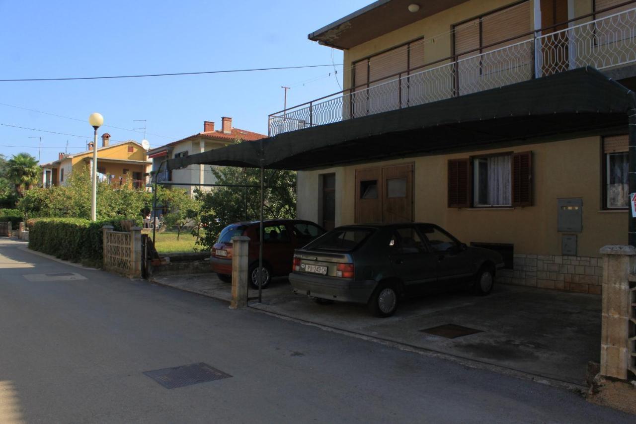 Apartments With A Parking Space Umag - 7066 Zewnętrze zdjęcie