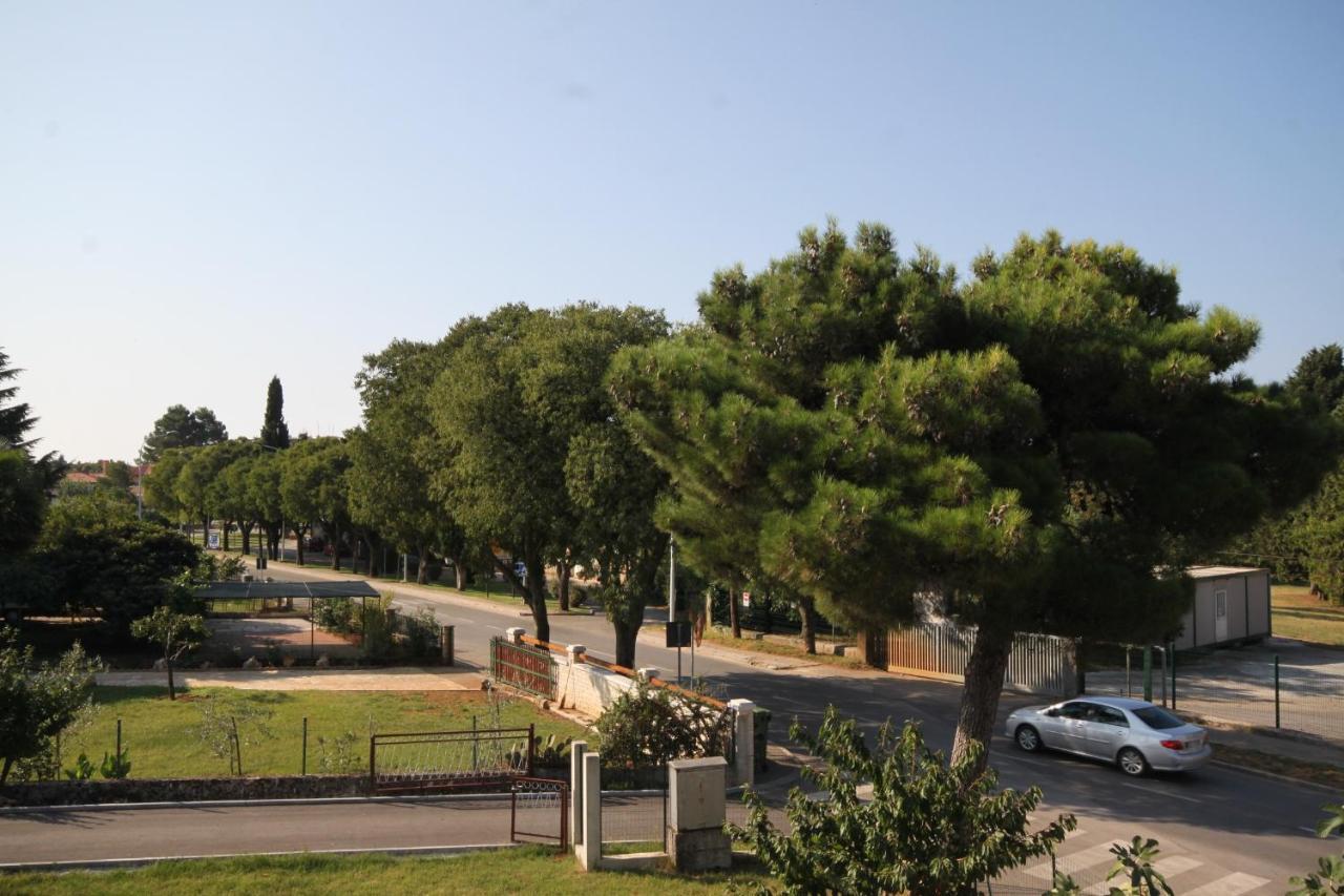 Apartments With A Parking Space Umag - 7066 Zewnętrze zdjęcie