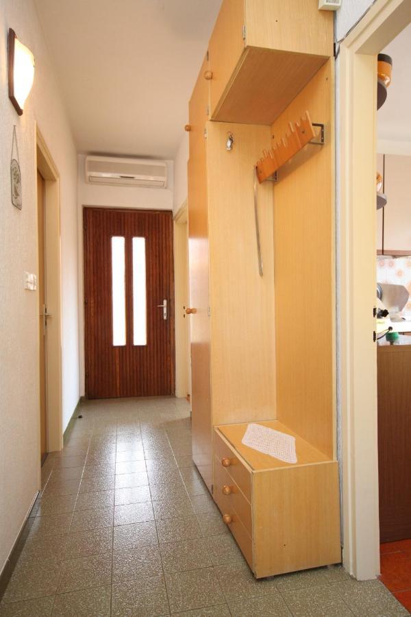 Apartments With A Parking Space Umag - 7066 Zewnętrze zdjęcie