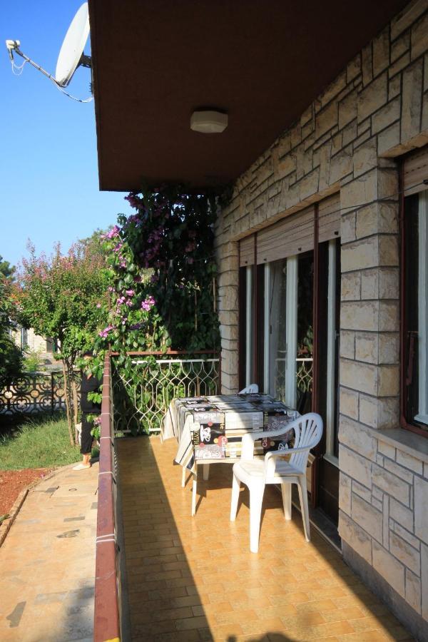 Apartments With A Parking Space Umag - 7066 Zewnętrze zdjęcie